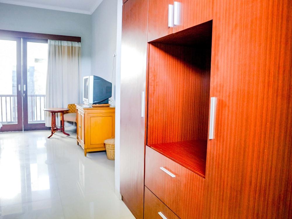 U Tube Hotel Улувату Экстерьер фото