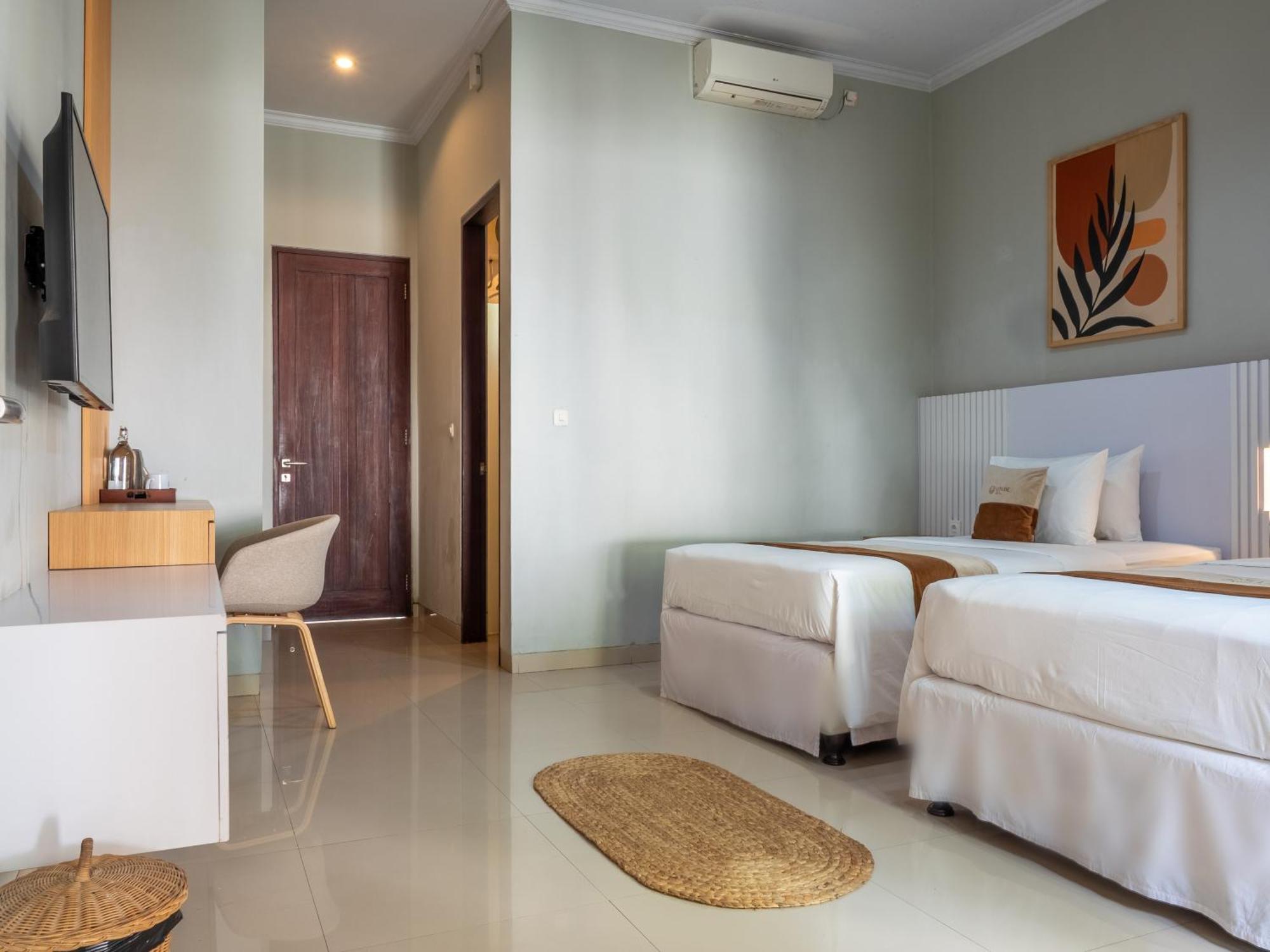 U Tube Hotel Улувату Экстерьер фото
